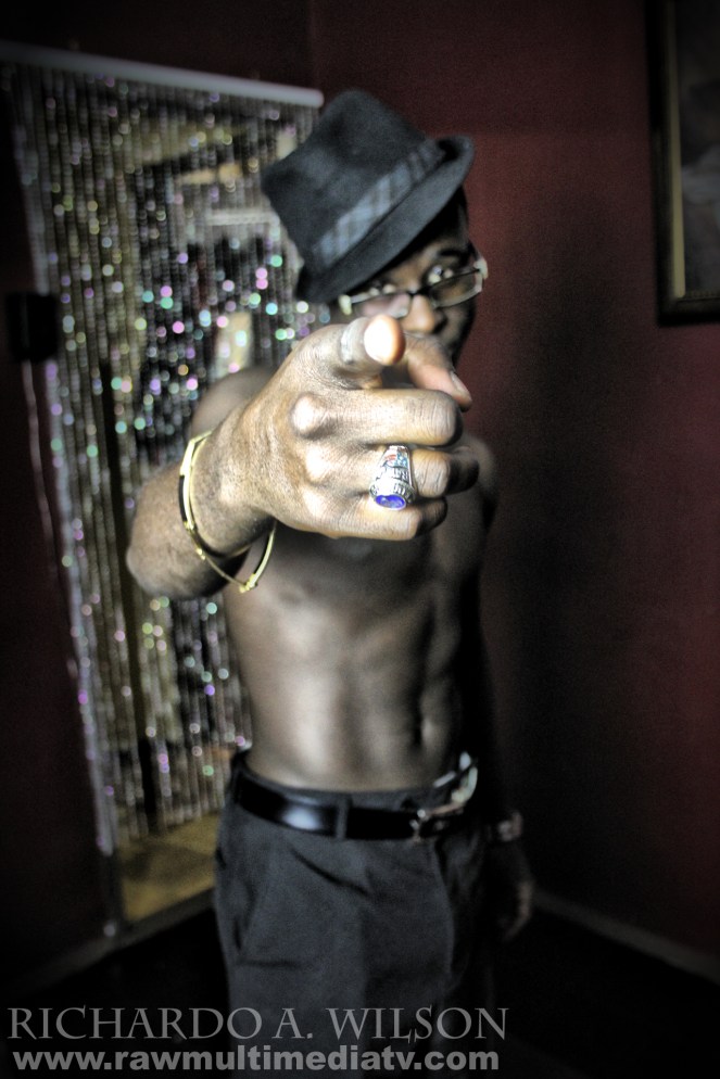 Raw Multimedia -UnderestiRayted Knuckles Up - Photography