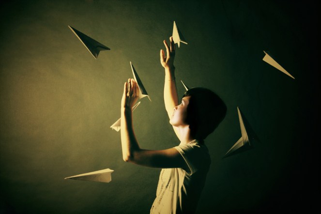 Paper_thoughts_by_juliadavis