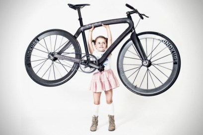 Ultra-Lightweight-Carbon-Fiber-Blackbraid-Bicycle-0